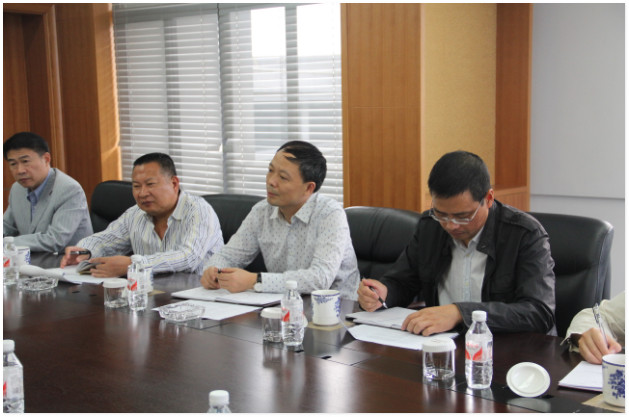 14812448778674671hOM.jpg 201310220948597470.jpg